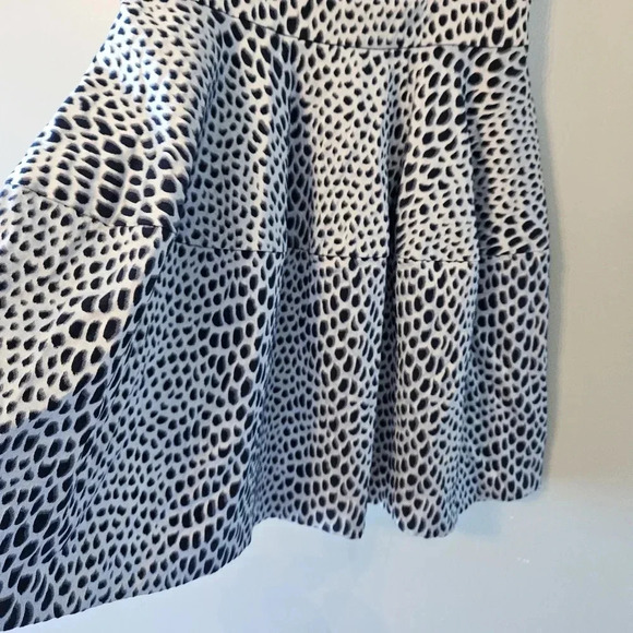 Hugo Boss Women's Printed Cotton Blended Sleeveless Mini Classy Mini Dress Sz 6. - Picture 9 of 16